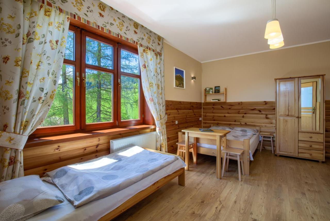 Sromowce Niżne Schronisko Pttk Trzy Korony Bed & Breakfast エクステリア 写真