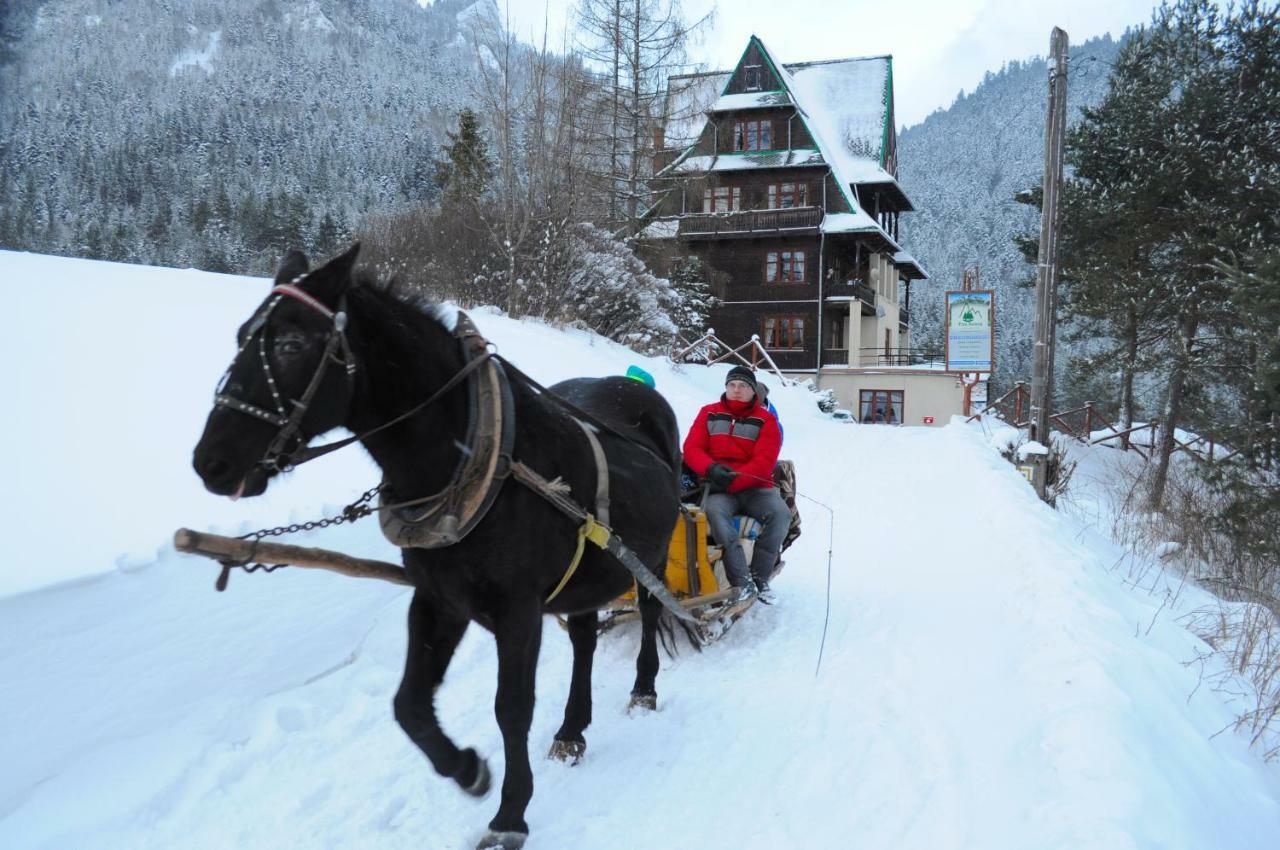 Sromowce Niżne Schronisko Pttk Trzy Korony Bed & Breakfast エクステリア 写真